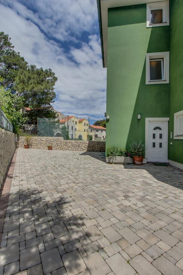 Apartments And Rooms By The Sea Nerezine, Losinj - 11815 Zewnętrze zdjęcie