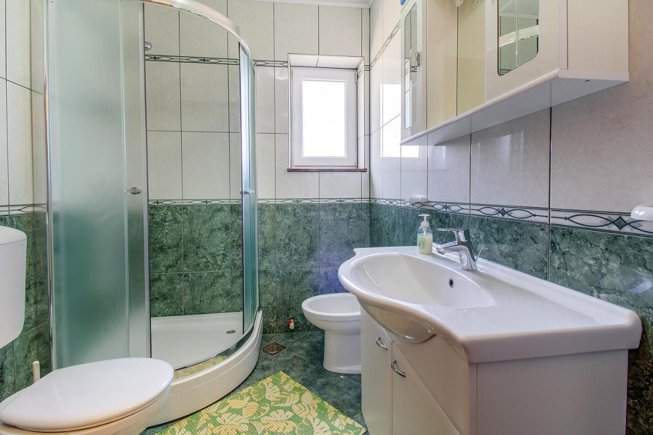 Apartments And Rooms By The Sea Nerezine, Losinj - 11815 Zewnętrze zdjęcie